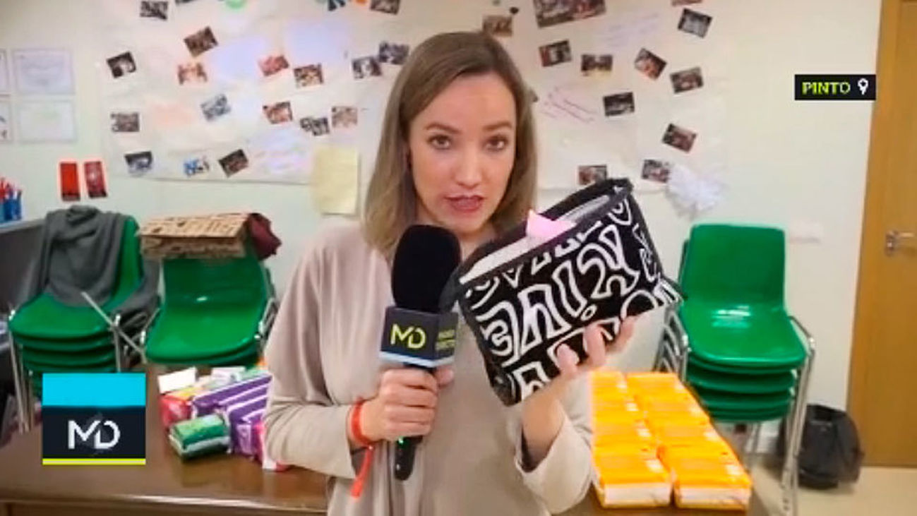 Una campaña solidaria recoge productos de higiene íntima para mujeres refugiadas