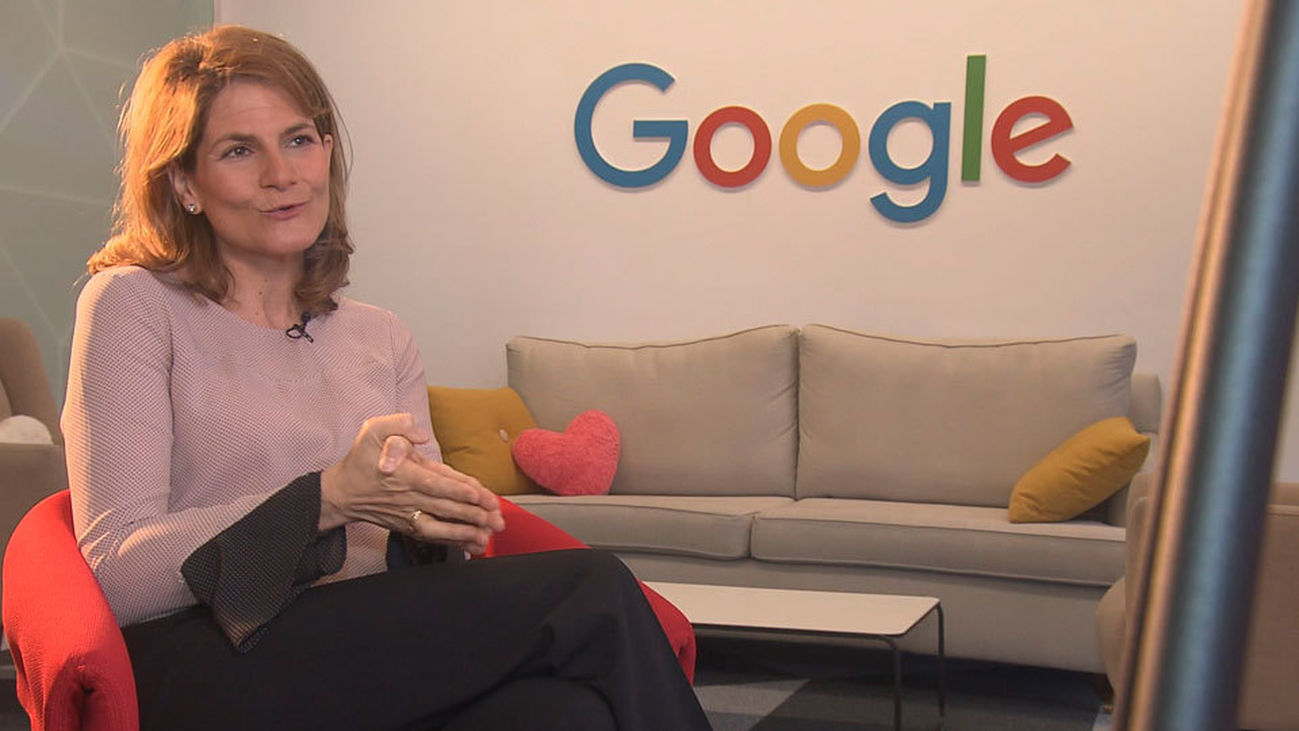 Fuencisla Clemares: "El número de mujeres directivas es muy bajo y por eso somos noticia"