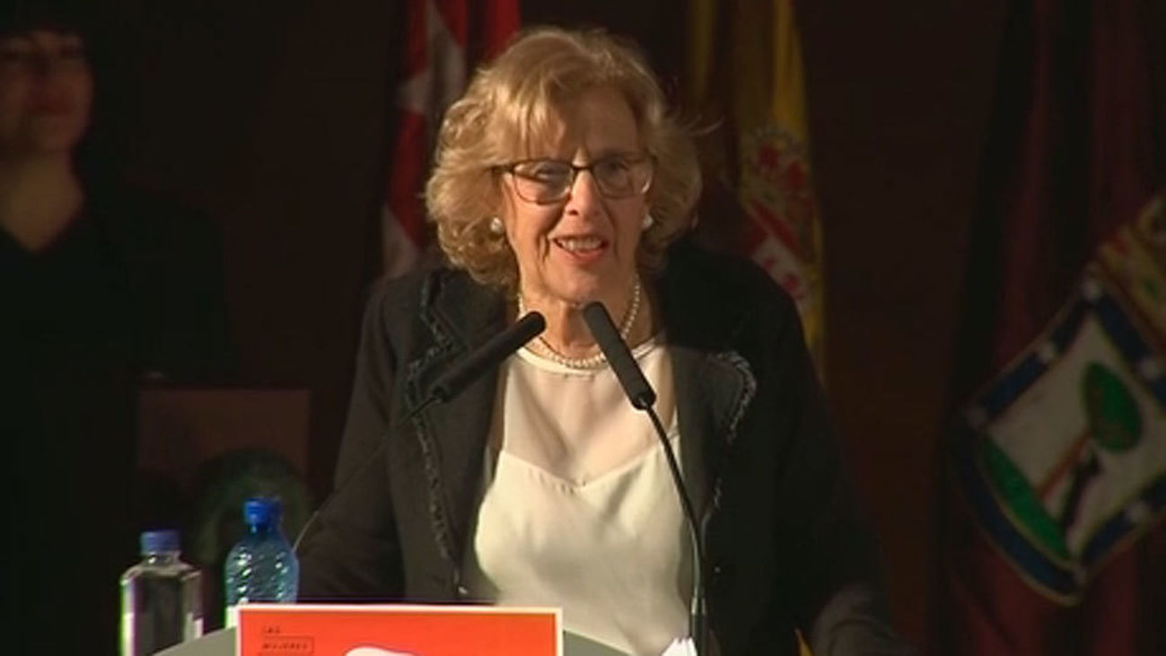Carmena pide a las mujeres mostrar que son diferentes a los hombres para avanzar