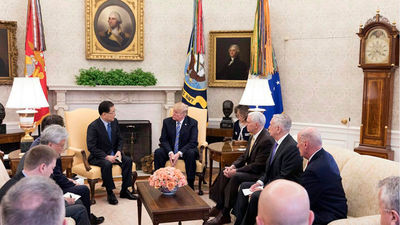 Trump acepta reunirse con el dictador coreano Kim Jong-un en mayo