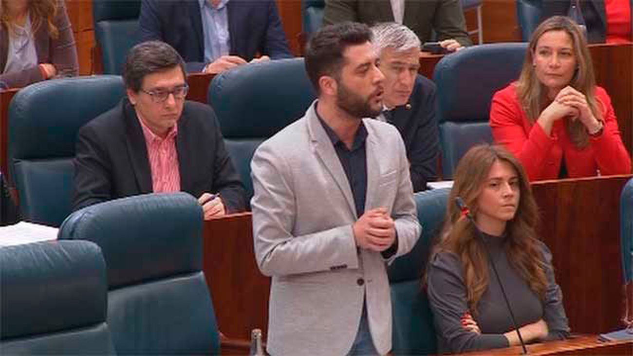 Zafra acusa Cifuentes de "no hacer nada frente a los delitos de odio"