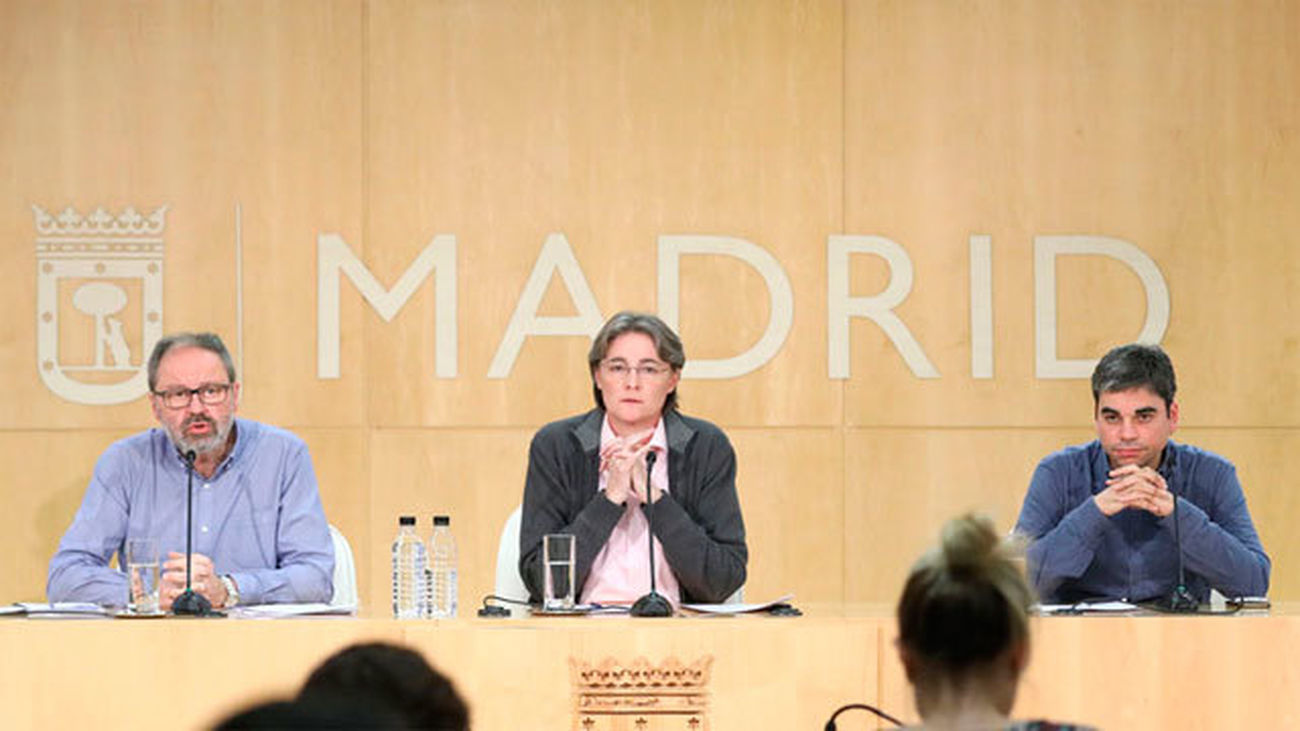 El Ayuntamiento desliga la muerte del mantero de Lavapiés de cualquier actuación policial