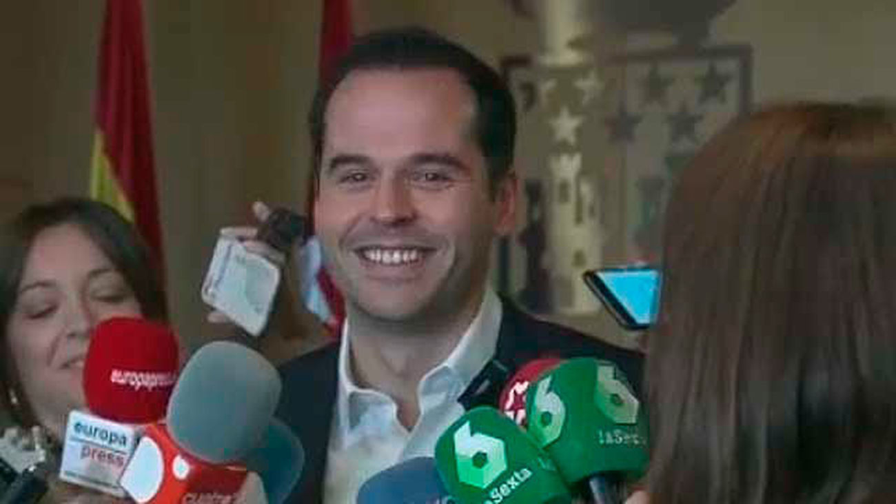 Aguado y Gabilondo piden explicaciones a Cifuentes por la supuesta falsificación de sus notas