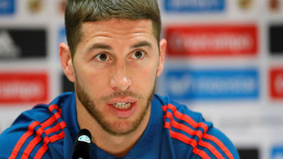 Sergio Ramos: "Me gustaría ser el que más veces vista la camiseta de España"