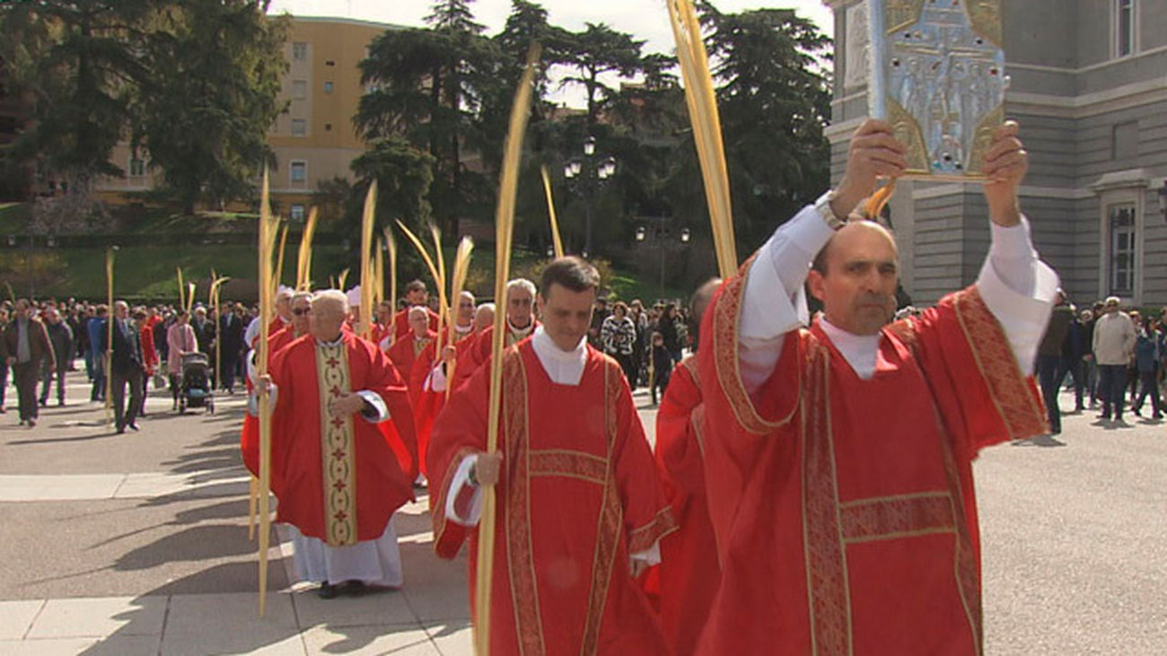 Arranca la Semana Santa en Madrid con la Misa del Domingo de Ramos en La Almudena