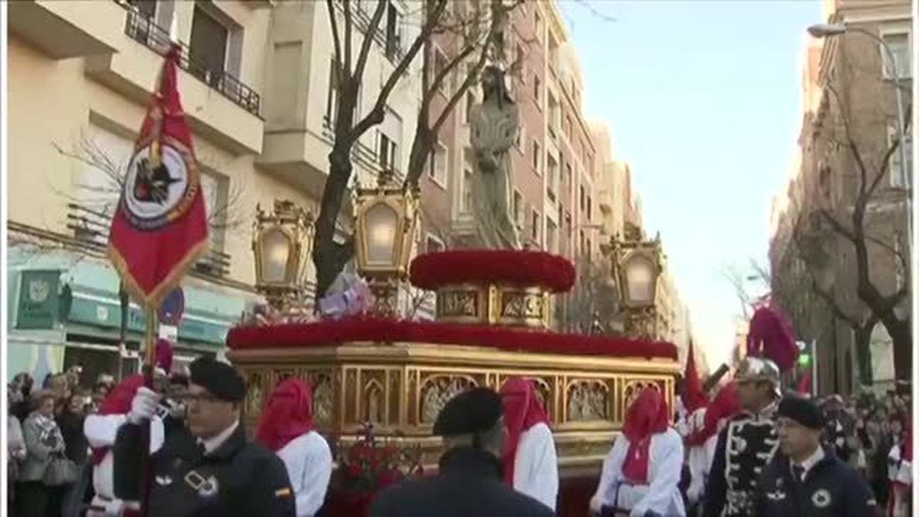 El Divino Cautivo sale por el Barrio de Salamanca