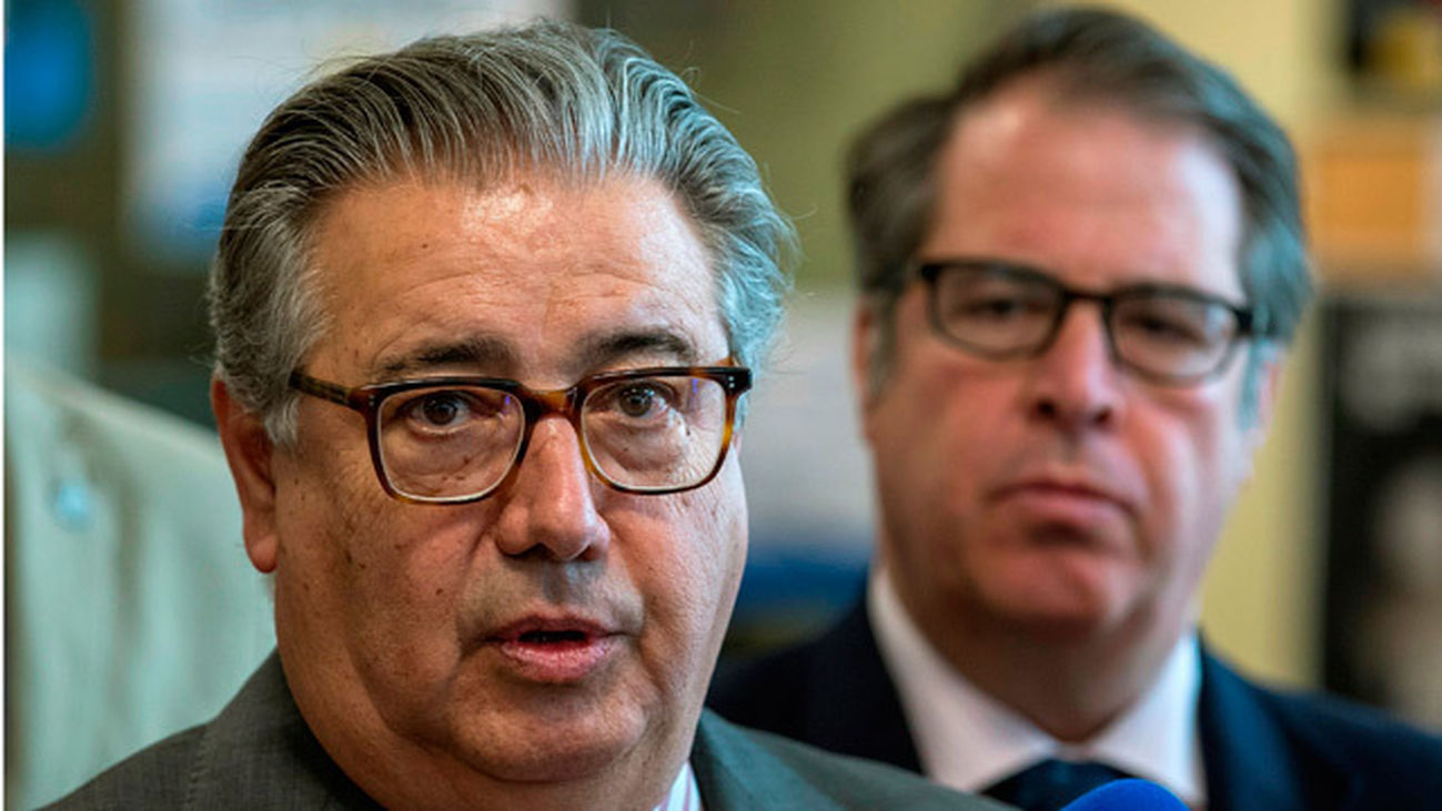 Zoido: "Presionar a jueces, a periodistas y a policías es violencia"