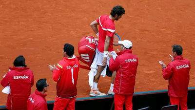 Copa Davis: España, contra las cuerdas (1-2)