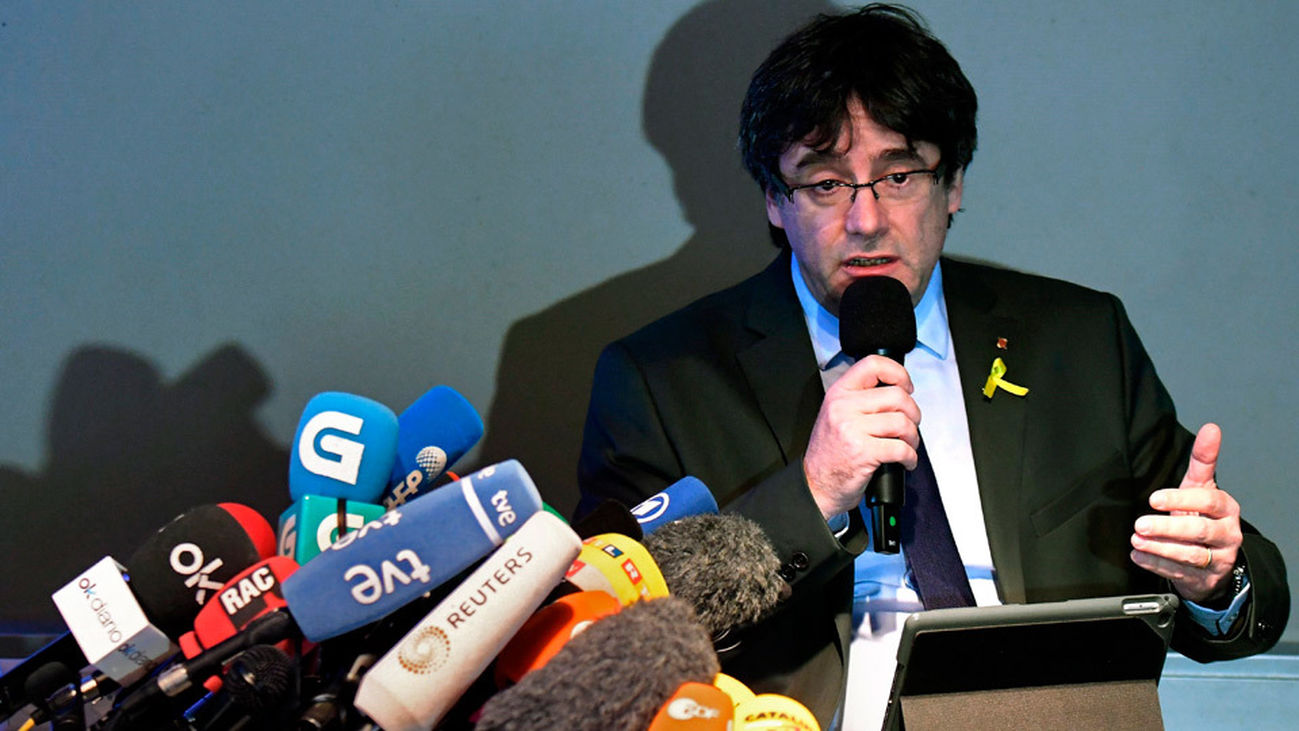 La juez Llarena propone a Alemania entregar a Puigdemont por sedición