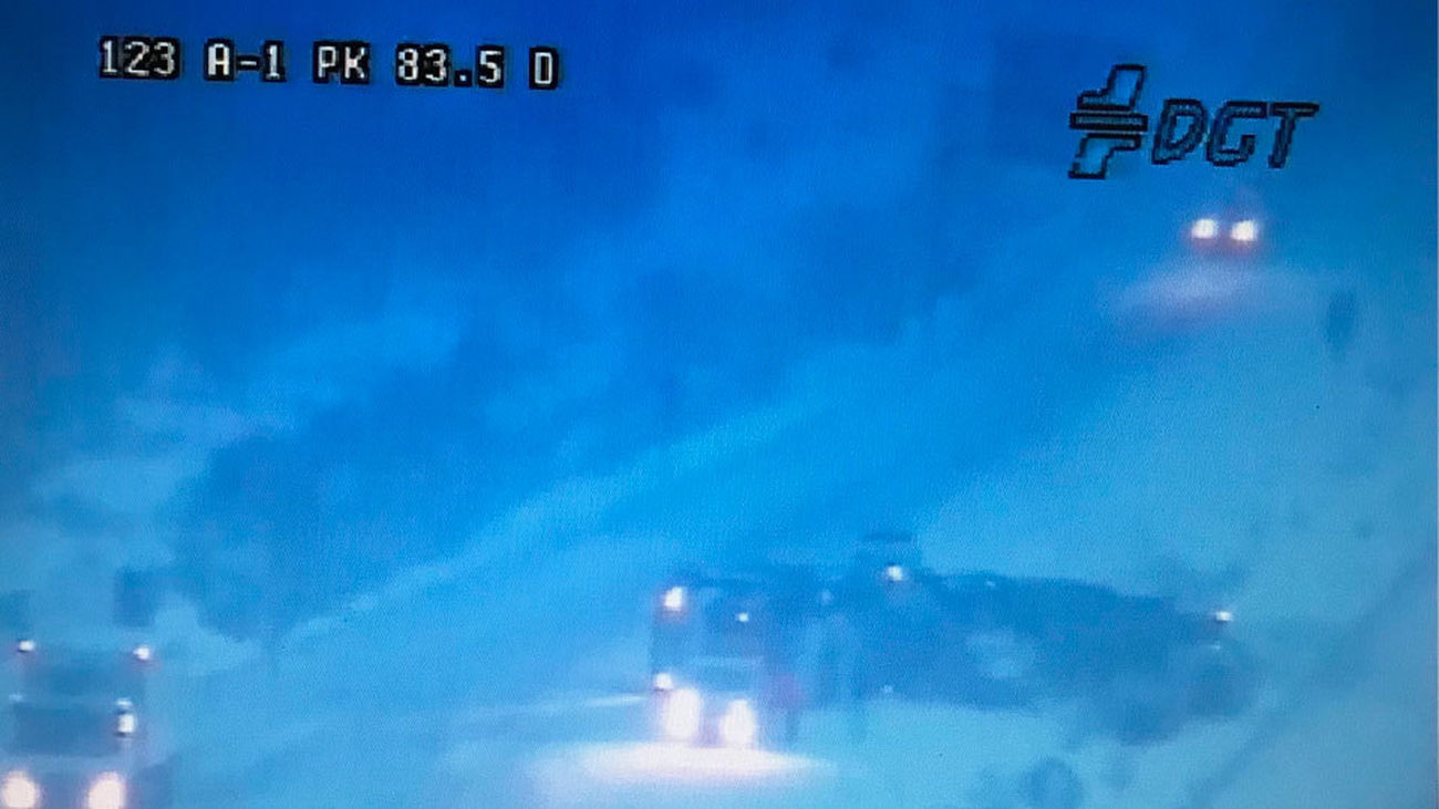 Vuelco de un camión en la A-1