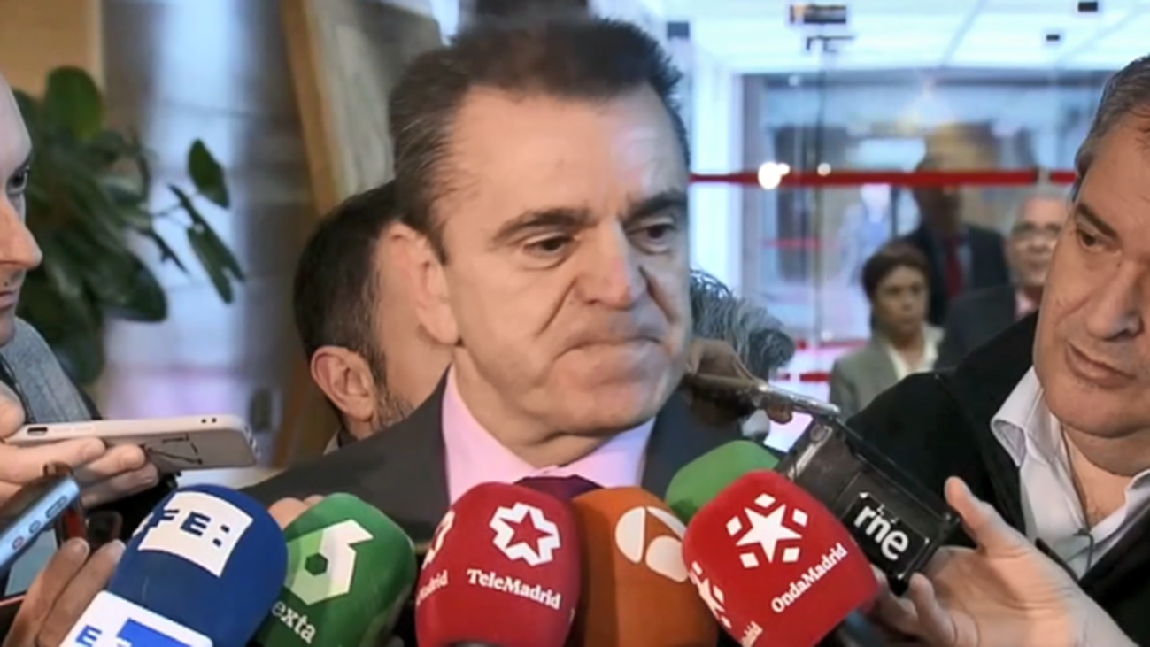 ¿Qué políticos podrían haber “maquillado” sus currículums?