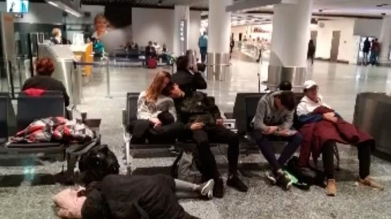 27 menores de Coslada pasan cuatro días 'tirados' en Hamburgo