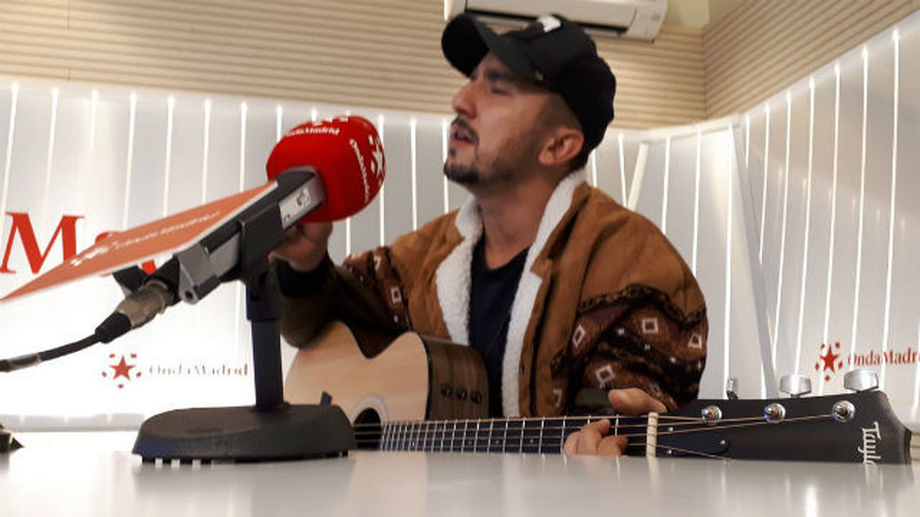 Nabález toca en directo 'La Correcta'