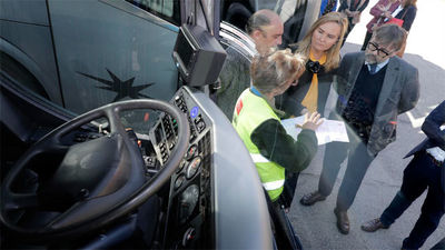 La Comunidad inspeccionará 500 vehículos de transporte escolar este mes