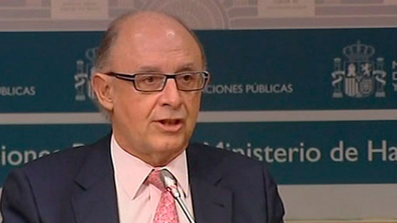 El Supremo pide a Montoro que explique por qué niega la malversación el 1-O