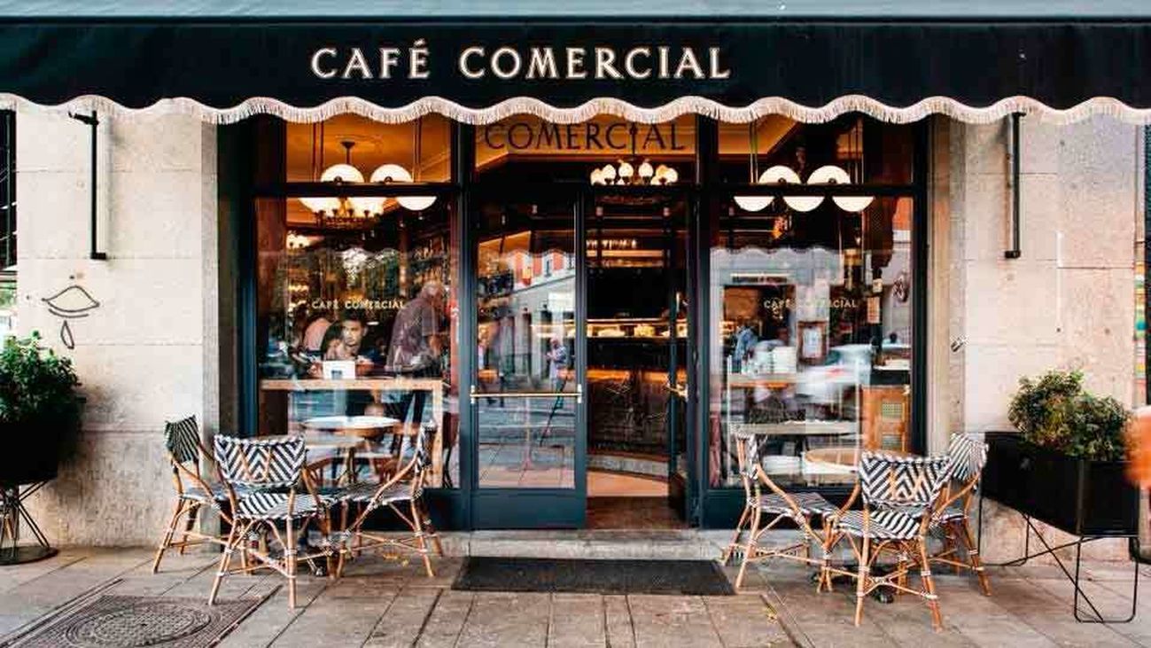 El Café Comercial celebra su primer aniversario