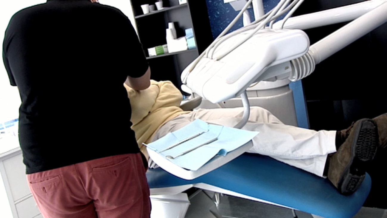 Falsos títulos e intrusismo laboral