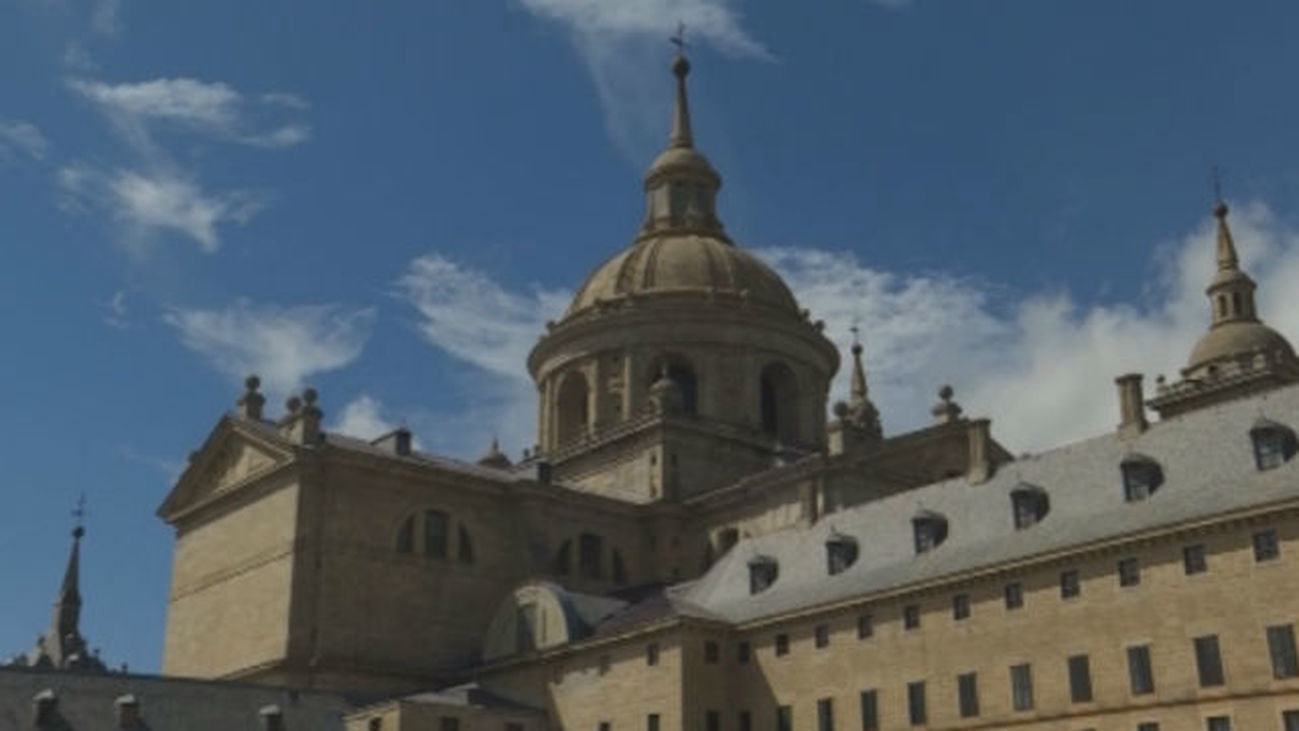 La puerta del infierno de El Escorial