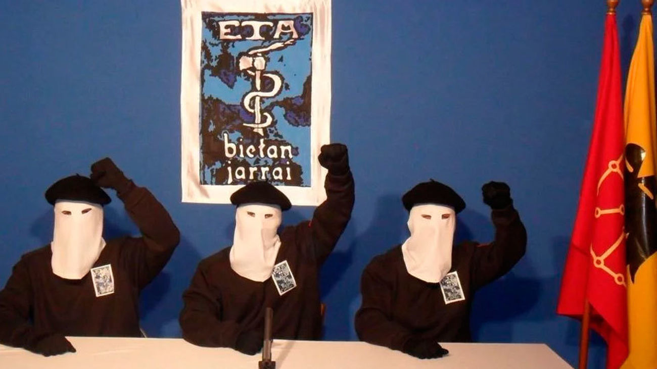 ETA podría anunciar su disolución el primer fin de semana de mayo