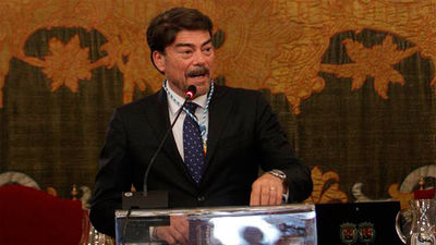 El popular Luis Barcala nuevo alcalde de Alicante gracias al voto en blanco de una tránsfuga de Podemos