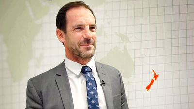 Andrew Jenks, un embajador poco convencional