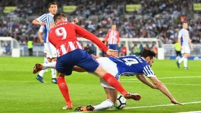 3-0. El Atlético se estrella en Anoeta