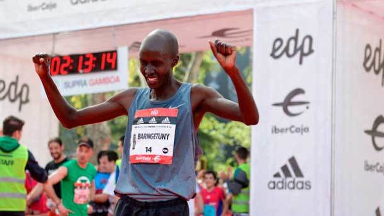 Kenia arrasa en la Maratón de Madrid
