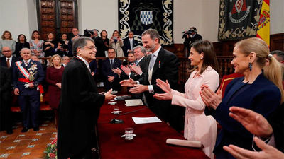 Sergio Ramírez recibe del Rey el Premio Cervantes que dedica a los asesinados en Nicaragua