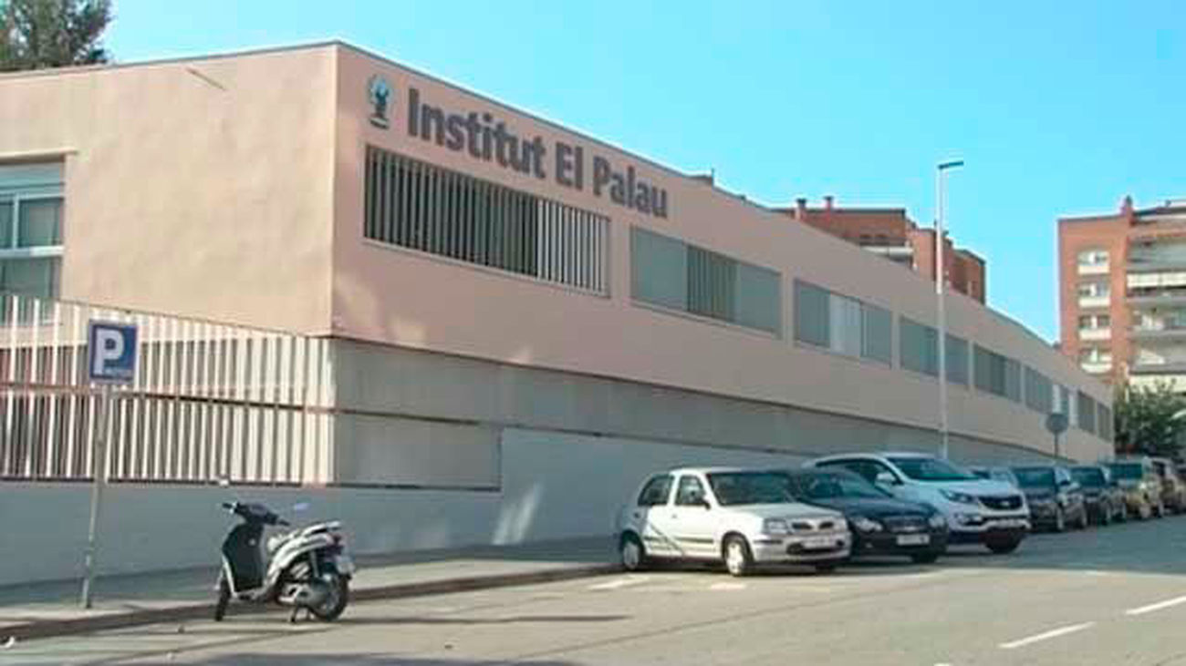 Un guardia civil, padre de dos alumnos de El Palau, ve adoctrinamiento continuo en la escuela catalana