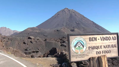 Isla de Fogo, una cadena de volcanes activos