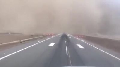 Aterrizaje en una tormenta de arena
