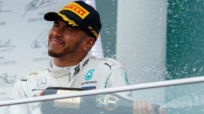 GP Arzebaiyán: Victoria de Hamilton por sorpresa; Sainz 5º