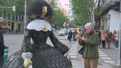 Actos vandálicos contra alguna de las 80 "meninas" que decoran las calles de Madrid