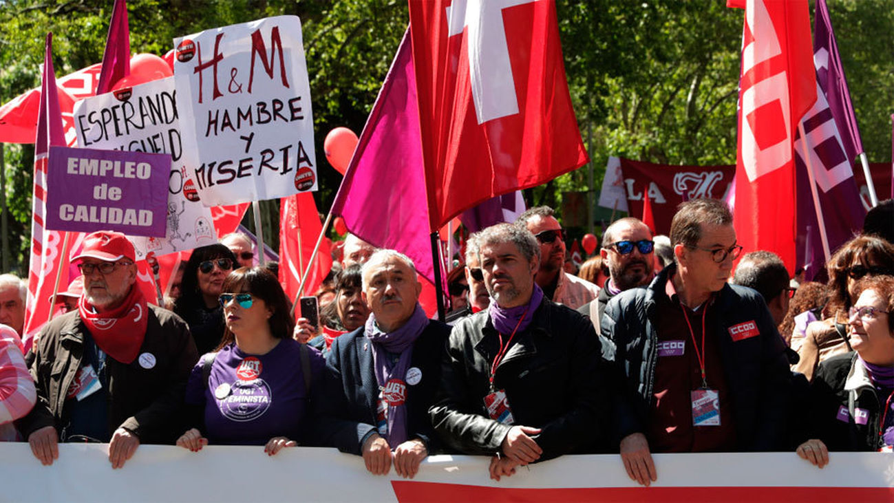 Miles de manifestantes piden en Madrid el 1 de mayo mejores salarios y reparto de la riqueza