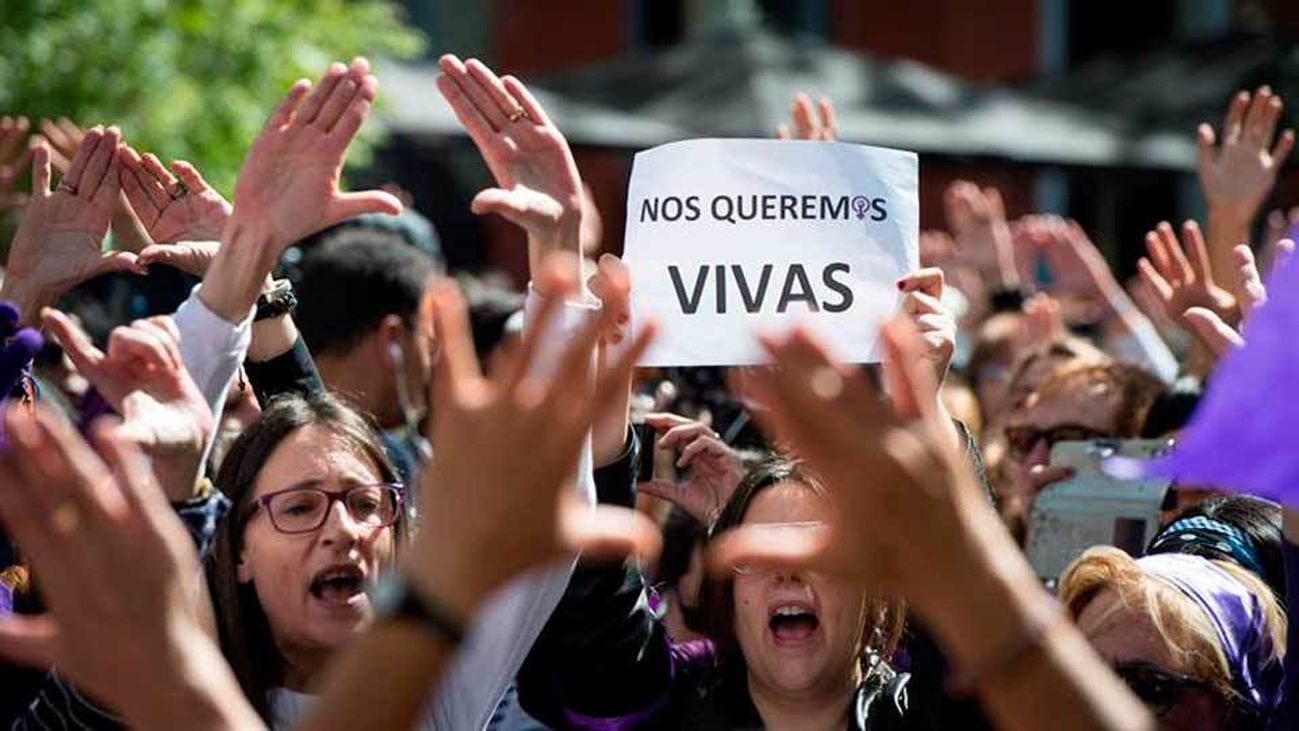 Más de 1.800 psicólogos y psiquiatras rechazan la sentencia de "La manada"