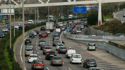 Accesos complicados a Madrid por el regreso del puente de mayo