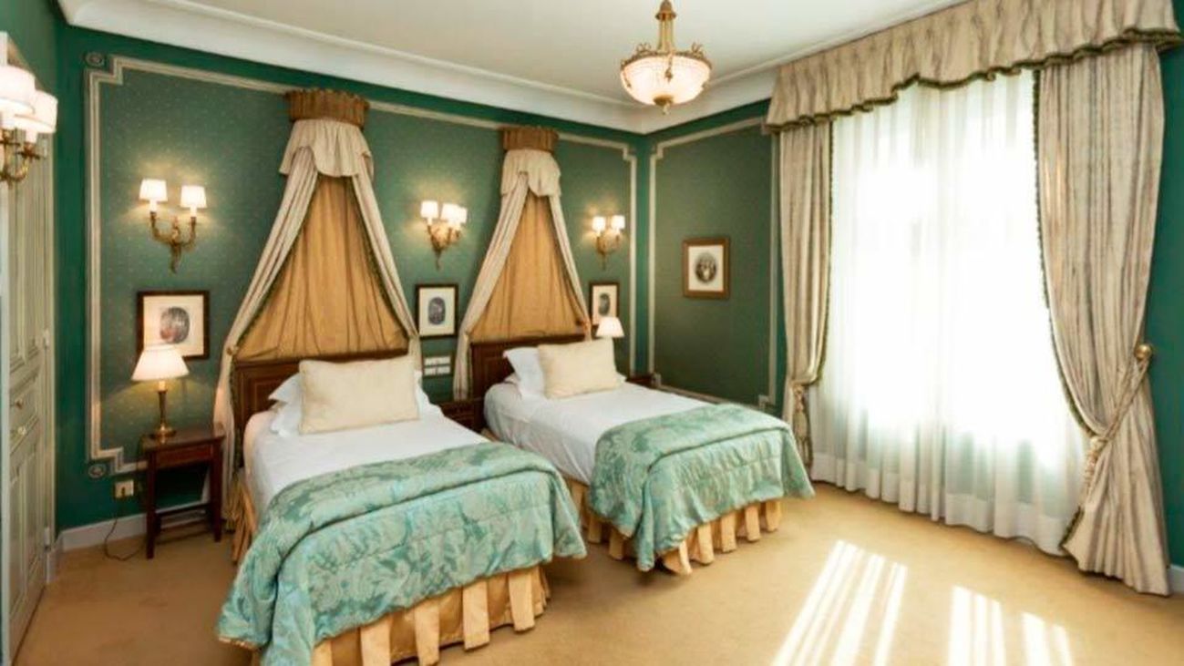 Cuatro mil objetos antiguos del hotel RITZ, a subasta