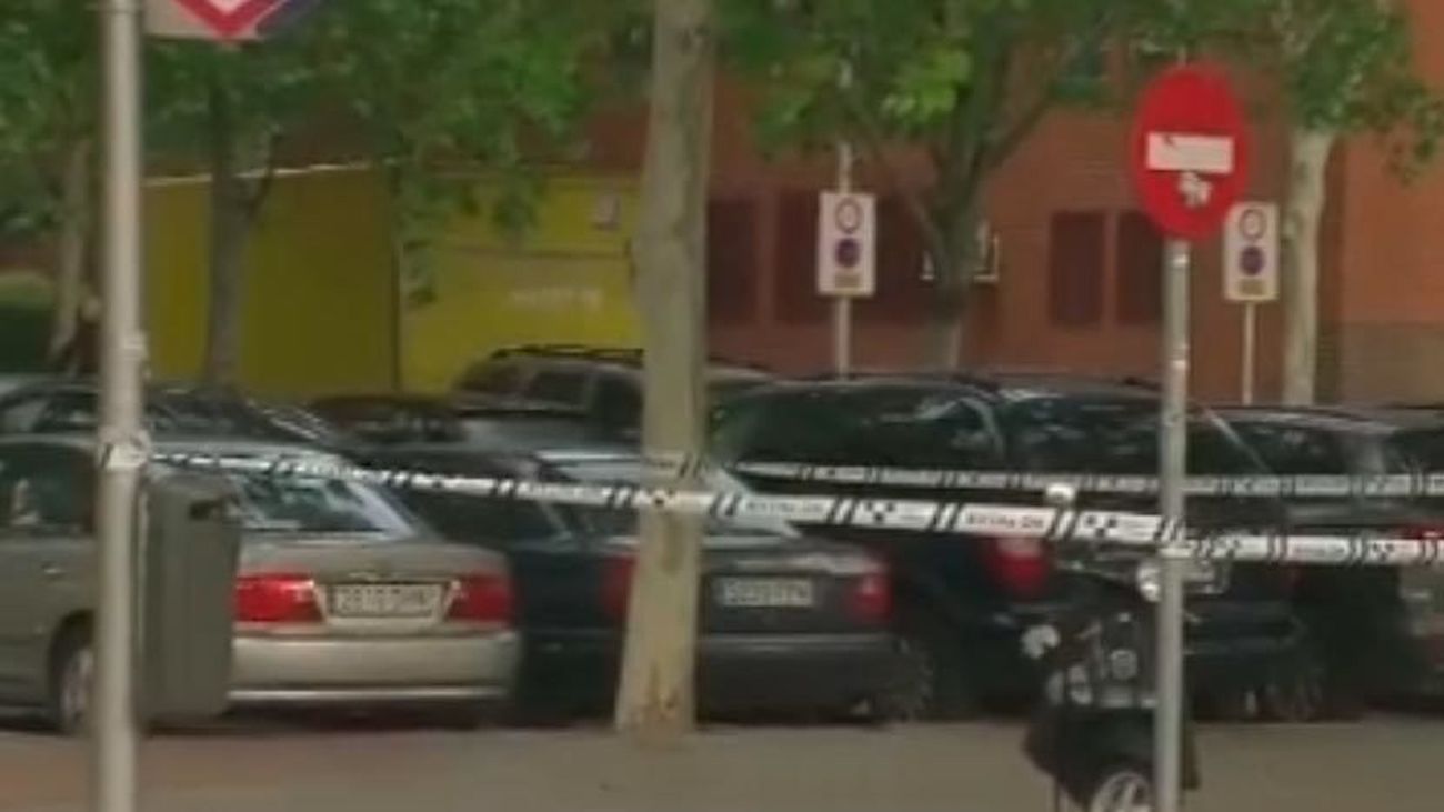 Quejas de los vecinos de San Fermín por la Caja Mágica