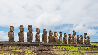 Isla de Pascua y el misterio de los moái