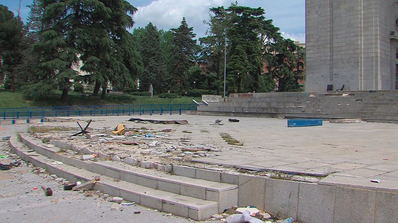 El Arco de la Victoria, en un estado lamentable