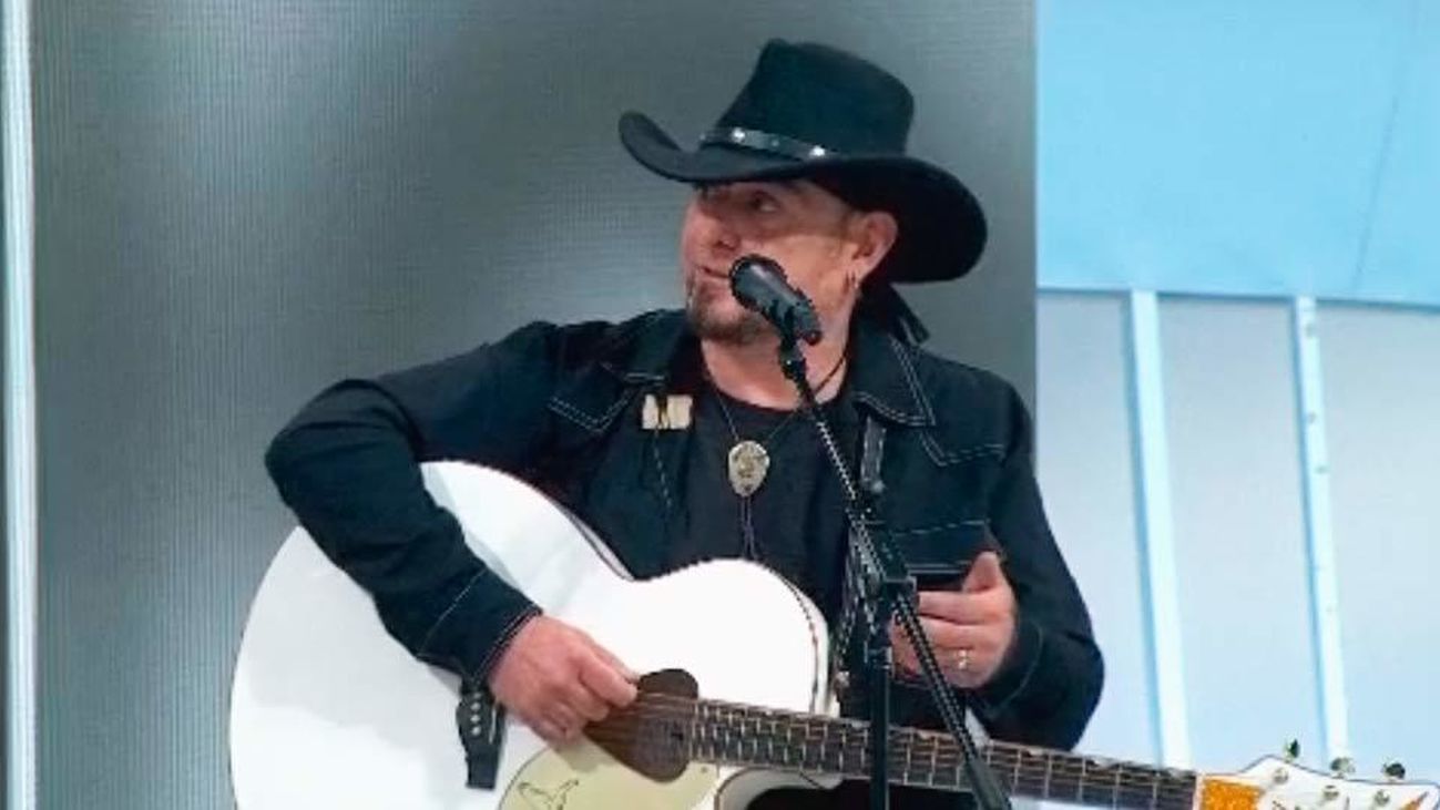 Los Rebeldes presentan su nuevo disco “A flor de piel”