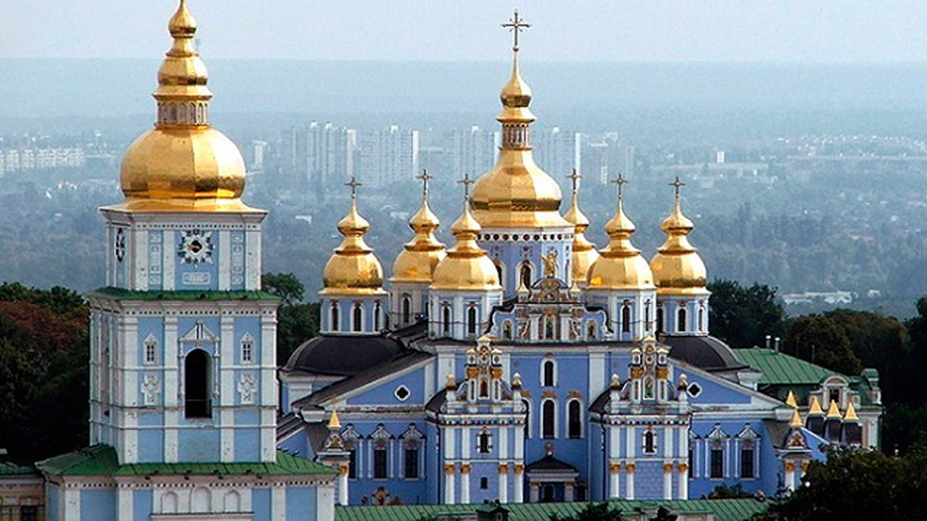 Los precios de los vuelos a Kiev se duplican por la Champions