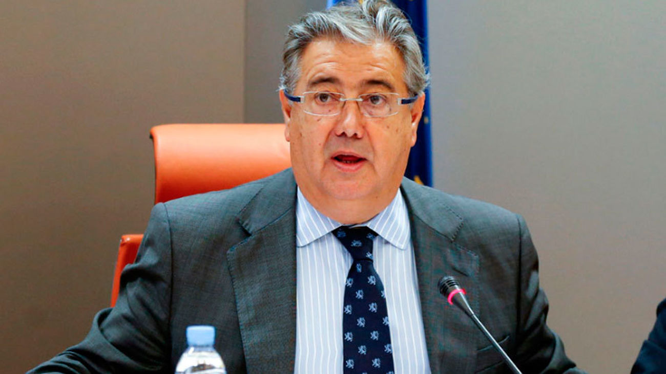 Zoido insiste en que no se premiará a ETA por su fracaso