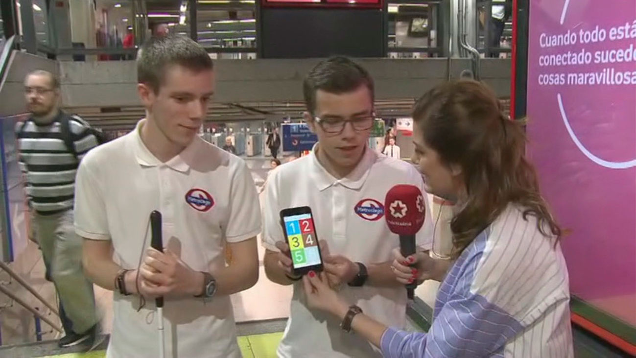 Metrociego Madrid, la app que ayuda a moverse por el Metro a personas con problemas de visión
