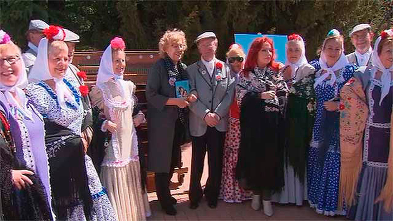 Carmena celebra San Isidro con la entrega de Medallas, misa y paseo por la pradera