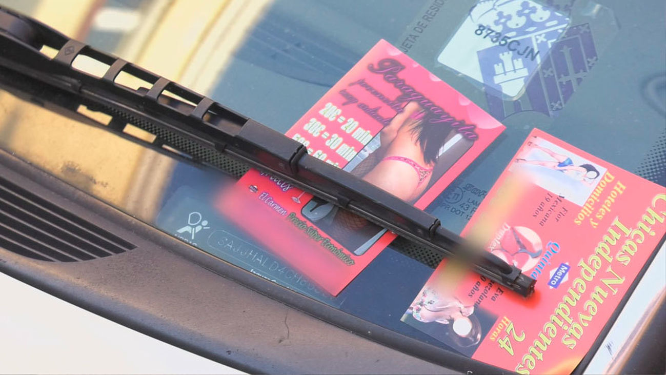 La publicidad de prostitución se extiende por las calles de Madrid