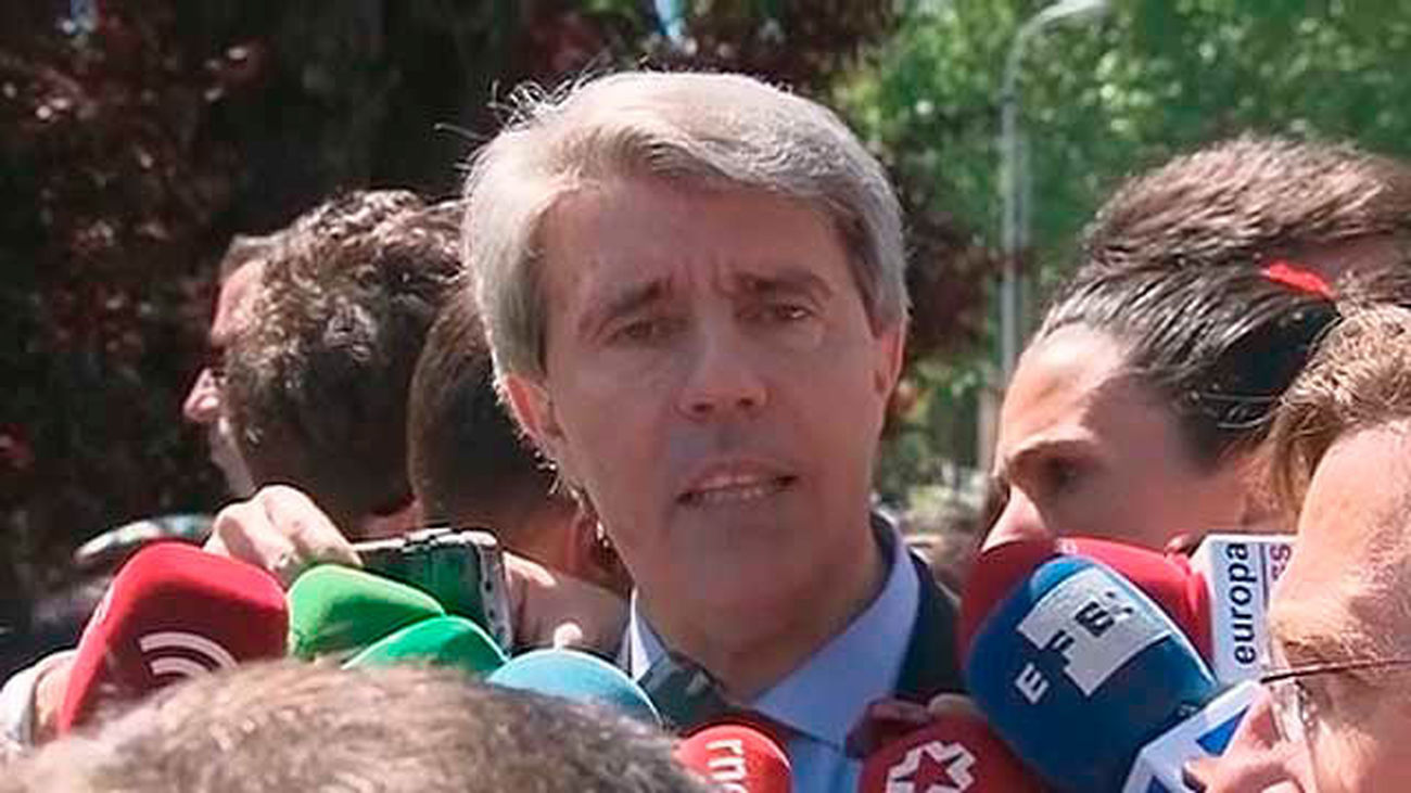 Garrido le pide al Santo que le ayude a ejercer su responsabilidad con acierto