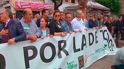 Miles de personas se manifiestan contra la violencia en el Campo de Gibraltar