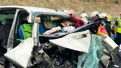 Una mujer muerta y tres heridos en un choque frontal en la M-50 en Paracuellos