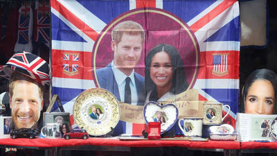 El príncipe Carlos llevará a Meghan Markle al altar en la boda de Enrique